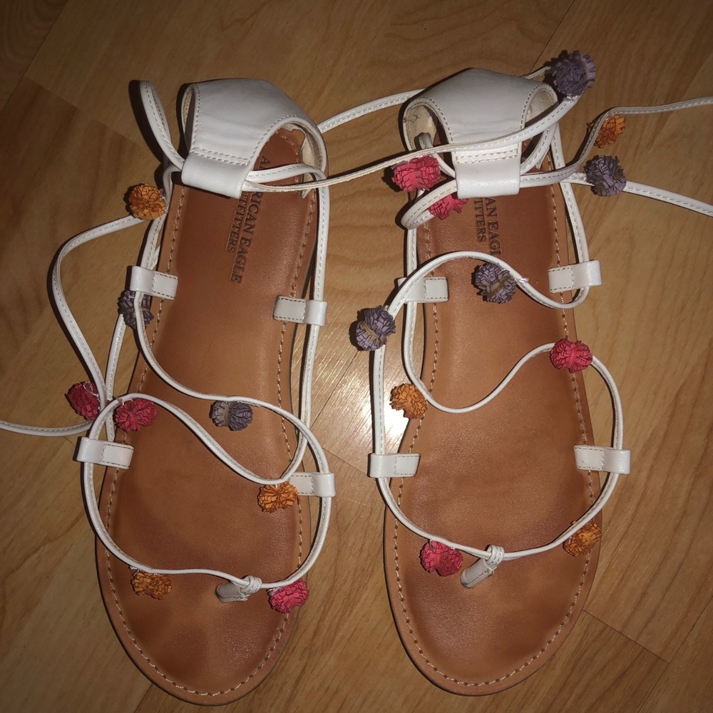 american eagle strappy/pom pom sandal